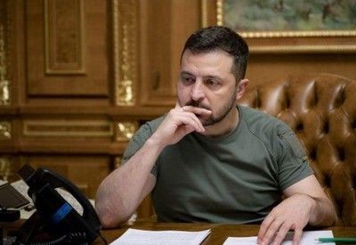 Zelensky pede que Parlamento ucraniano prorrogue lei marcial e mobilização geral