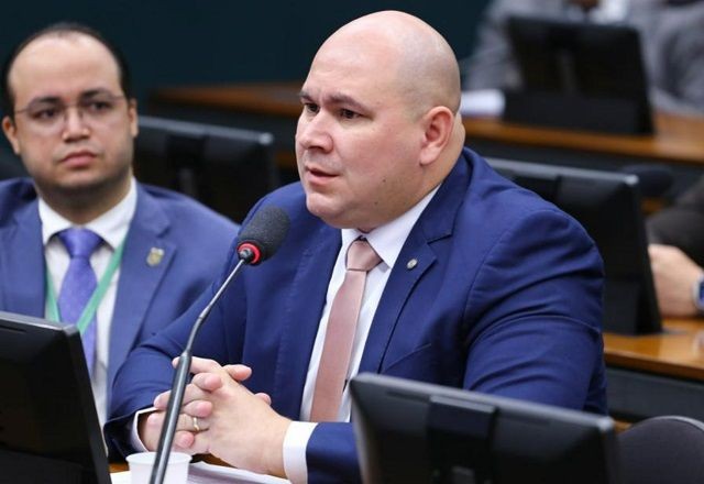 Imagem da noticia Relator defende censura verbal a Abilio Brunini e votação de parecer no Conselho de Ética é adiada