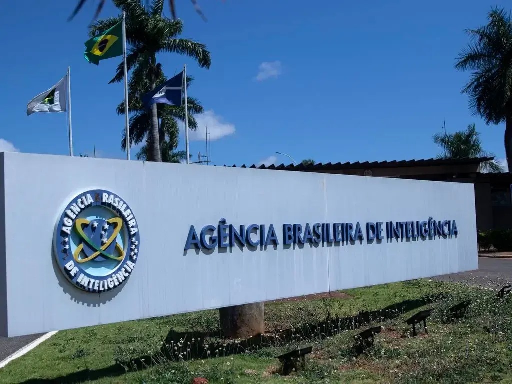 Imagem da noticia Ex-agente da CIA classifica o uso político da  Abin como "grande perda para a democracia"