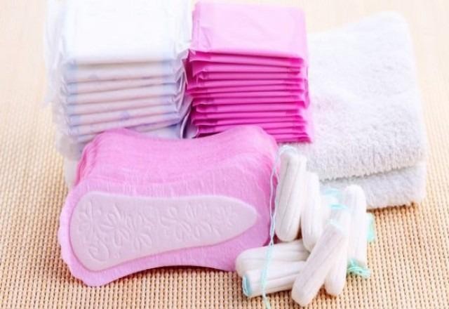 Imagem da noticia Congresso derruba veto de Bolsonaro sobre distribuição de absorventes