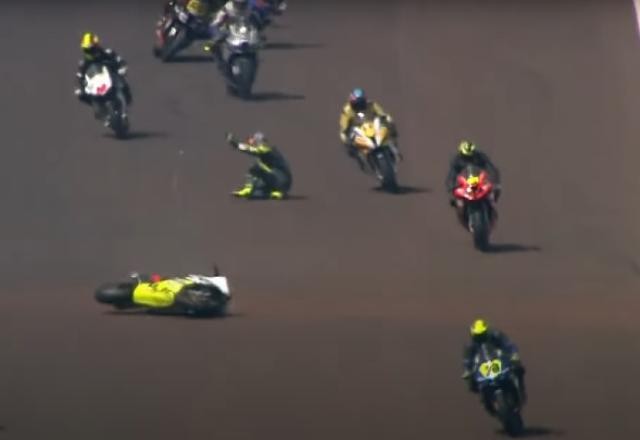 Dois pilotos morrem em grave acidente no Moto 1000 GP