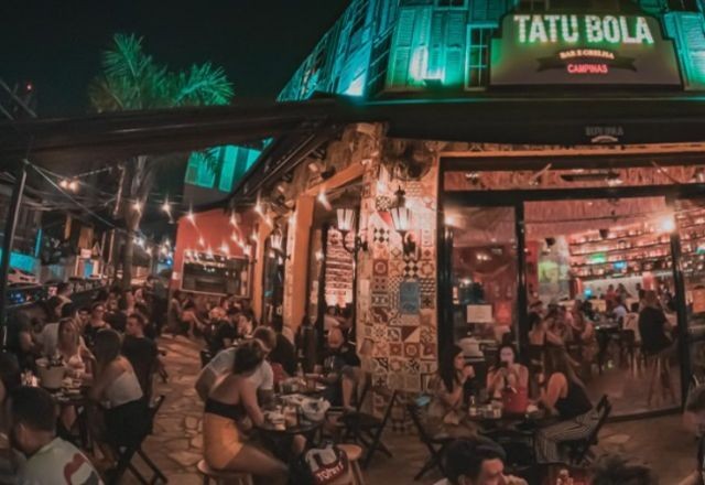 Imagem da noticia Advogada é presa por injúria racial e agredir policial em bar de Campinas, SP