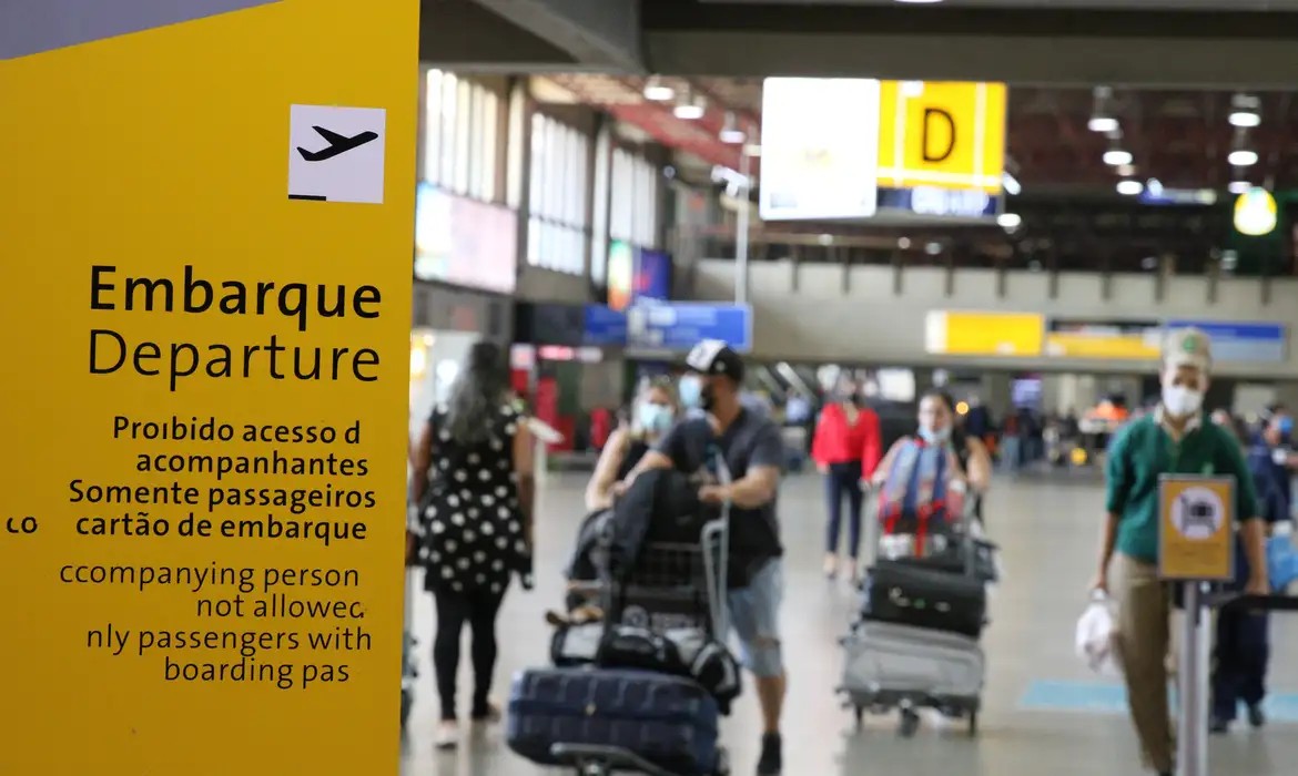 Imagem da noticia Aeroporto de Porto Alegre retoma embarques e desembarques na próxima segunda-feira