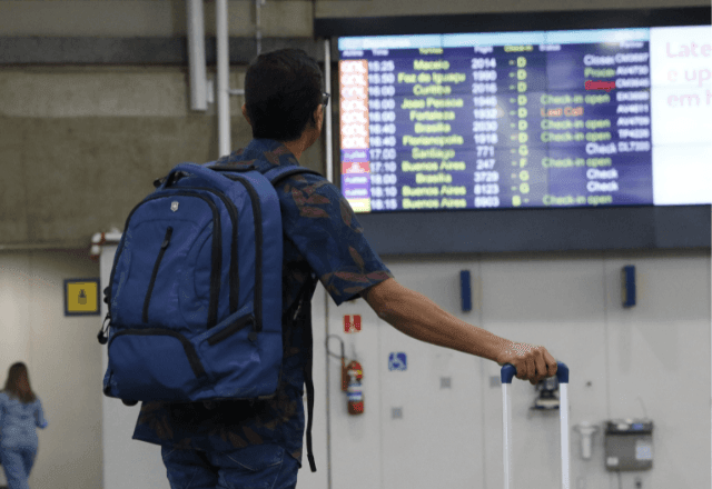 Imagem da noticia Voa, Brasil: programa de passagens aéreas por até R$ 200 passa por reformulação para priorizar aposentados