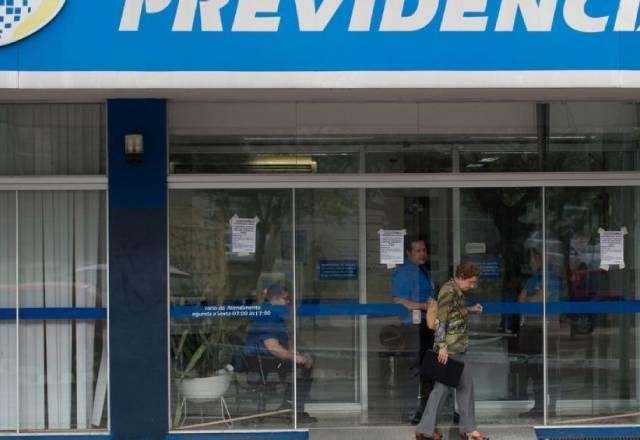Imagem da noticia Servidora do INSS é investigada em operação da Polícia Federal