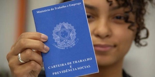 Imagem da noticia Mais de 58 mil jovens conseguiram primeiro emprego como jovem aprendiz em 2024