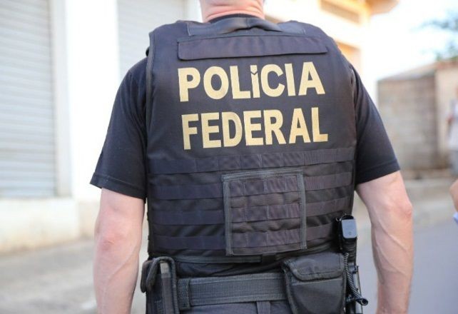 PF prende homem com dinheiro falso em Minas Gerais