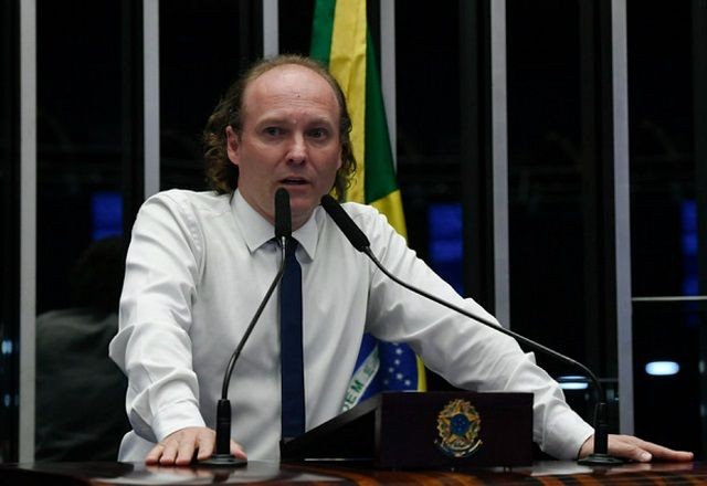Imagem da noticia Presidente do Ibama defende penas mais duras para quem provocar incêndio florestal