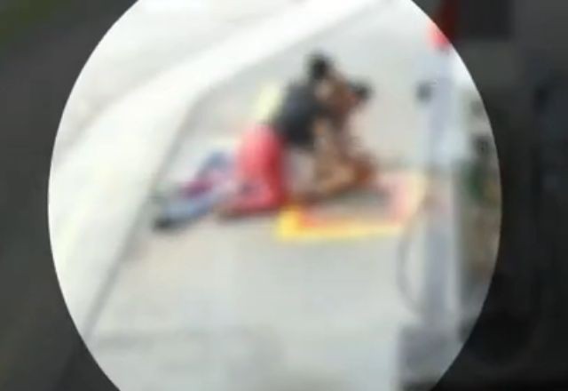 Imagem da noticia Mulher é flagrada espancando ex-companheiro no Paraná
