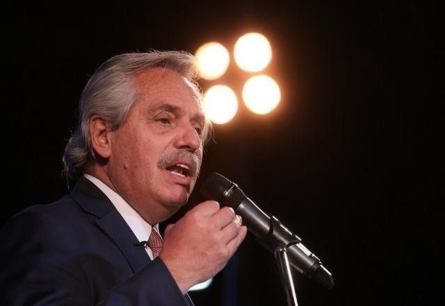 Imagem da noticia Justiça argentina bloqueia bens e quebra sigilo bancário de Alberto Fernández