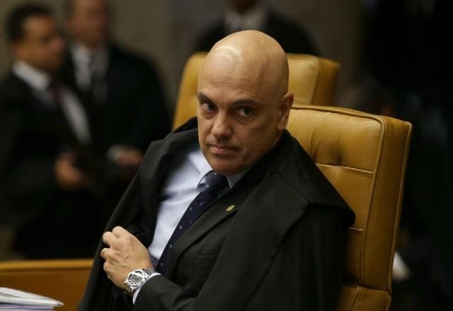 Imagem da noticia Moraes decreta prisão preventiva de investigados por vandalismo em Brasília