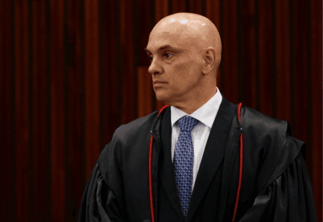 Imagem da noticia Moraes suspende lei que proibe linguagem neutra em Ibirité (MG)