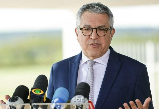 Imagem da noticia Padilha minimiza derrotas e reforça aprovação de "pautas centrais" do governo no Congresso