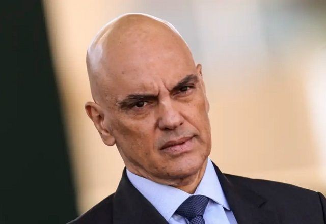 Imagem da noticia Moraes nega acesso de Bolsonaro e Michelle a delação de Mauro Cid