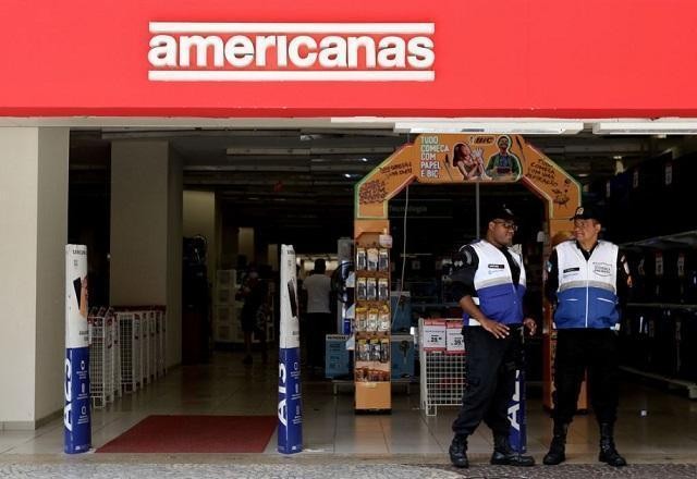 Justiça suspende pagamento a mais de 1,3 mil credores da Americanas