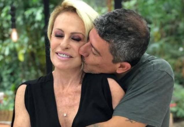 Ana Maria Braga lamenta a perda do ator Tom Veiga