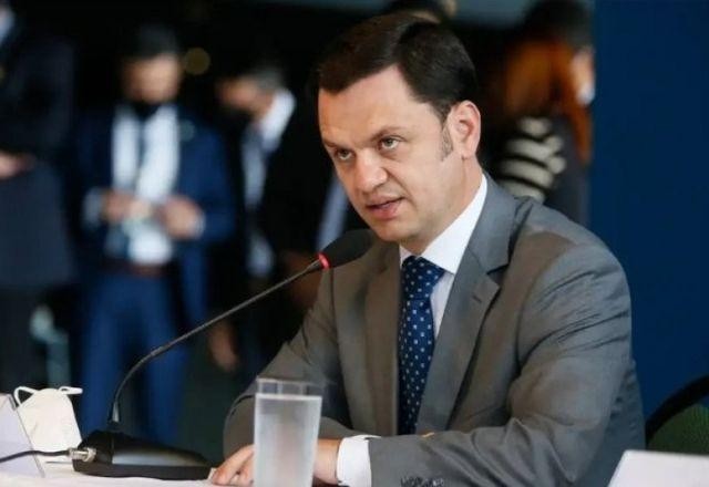 Imagem da noticia Anderson Torres afirma que vai voltar ao Brasil e se entregar à Justiça