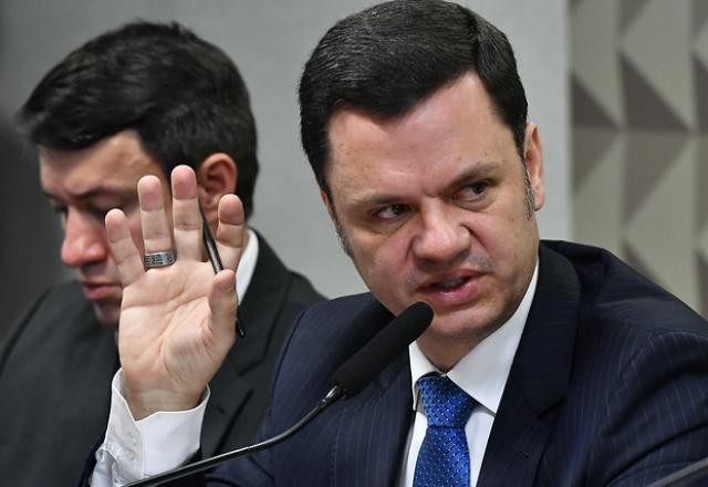 Imagem da noticia Torres diz acreditar nas urnas eletrônicas e afasta possibilidade de fraude