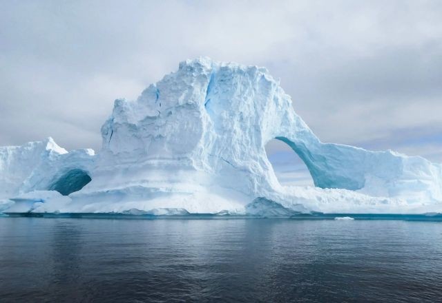 Imagem da noticia Após descoberta de petróleo pela Rússia, Chile diz que vai lutar pela preservação da Antártida