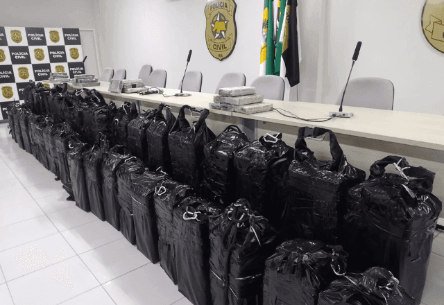 Imagem da noticia Polícia apreende 1,2 tonelada de cocaína avaliada em mais de R$ 150 milhões, em Natal