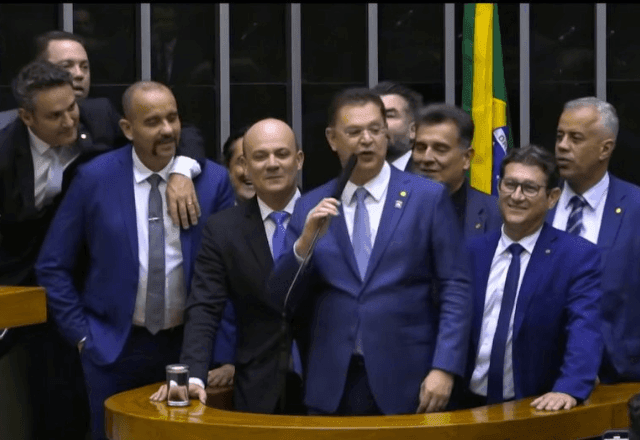 Imagem da noticia 'PEC da Blindagem' é aprovada em 2º votação e segue agora para o Senado