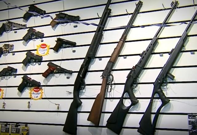 Imagem da noticia Armas de uso restrito devem ser registradas junto à PF até abril