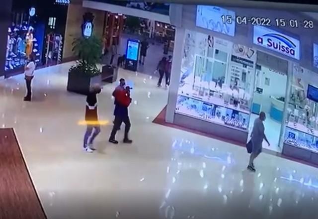 Imagem da noticia Quadrilha assalta relojoaria em shopping de São Bernardo do Campo (SP)