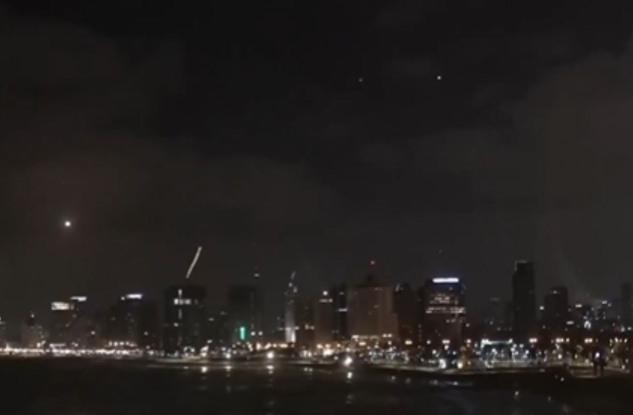 Imagem da noticia Israel diz ter identificado mísseis lançados pelo Irã e emite alerta à população