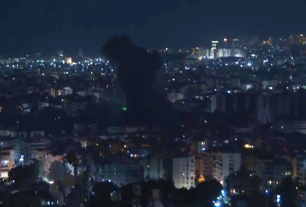Imagem da noticia Exército de Israel bombardeia fábricas de drones do Hezbollah em Beirute