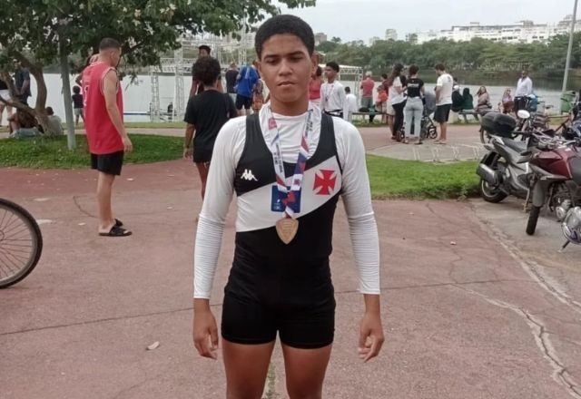 Imagem da noticia Família de jovem remador do Vasco denuncia apreensão injusta e racismo de PMs