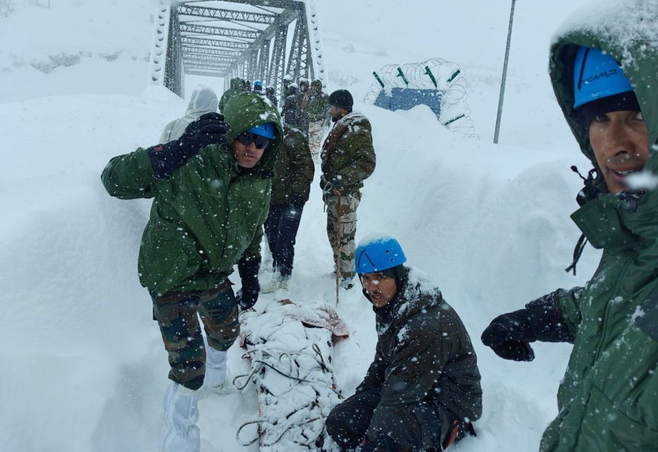 Imagem da noticia Avalanche no Himalaia indiano deixa 57 trabalhadores soterrados