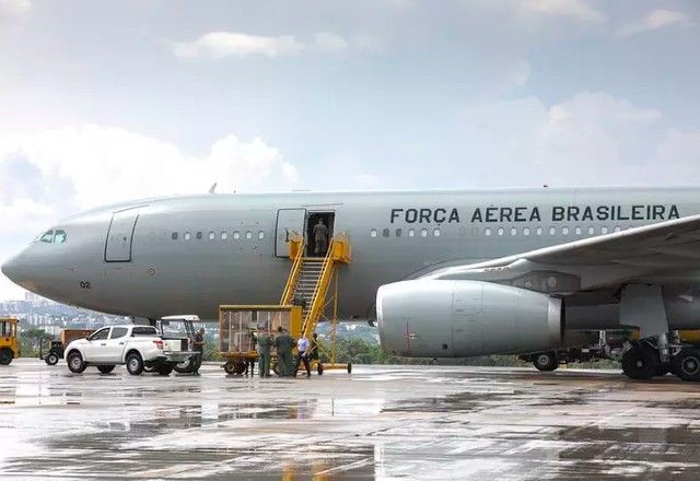 Imagem da noticia Com plano inicial, Brasil levaria um mês e meio para resgatar 3 mil brasileiros do Líbano