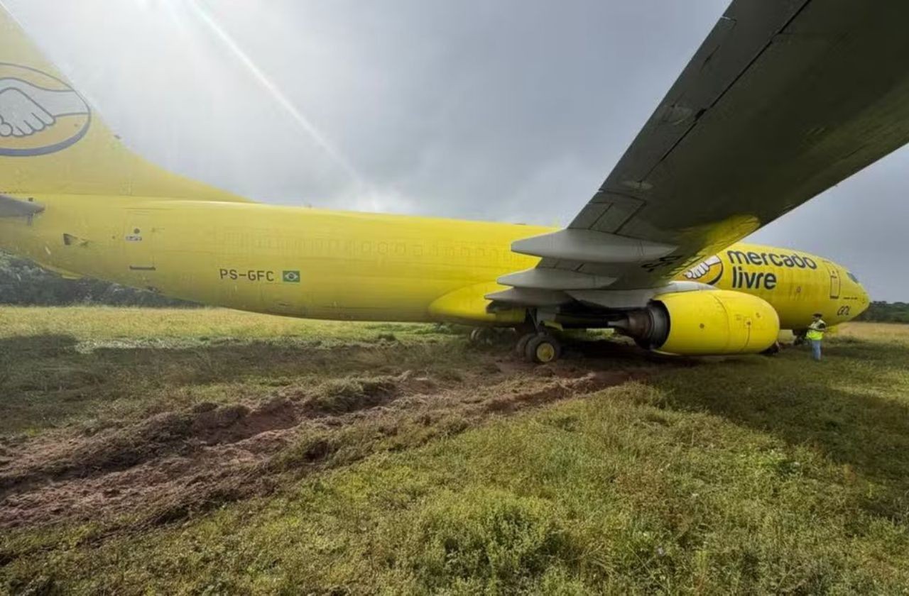 Imagem da noticia Avião cargueiro da Gol sai da pista após pouso em Salvador