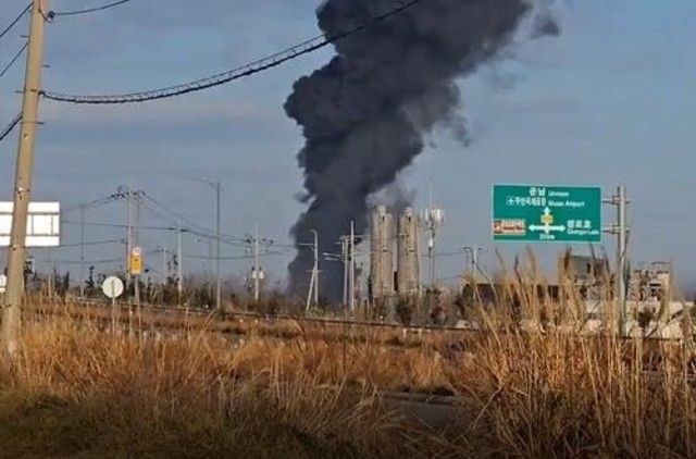 Imagem da noticia Vídeo: Avião sai da pista, bate contra muro e deixa 179 mortos na Coreia do Sul