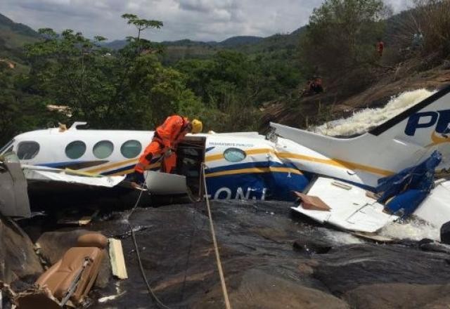 Imagem da noticia Marília Mendonça: laudo conclui que não houve falha de pilotos em acidente
