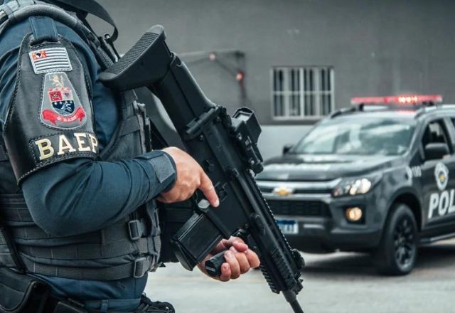 Imagem da noticia Três suspeitos morrem em tiroteio com policiais de batalhão especial de SP