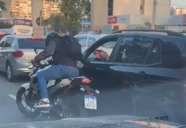 Imagem da noticia Criminoso é baleado durante tentativa de assalto no trânsito na zona sul de SP