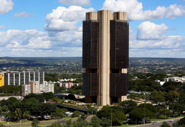 Imagem da noticia Servidores do Banco Central planejam paralisação e entrega de cargos