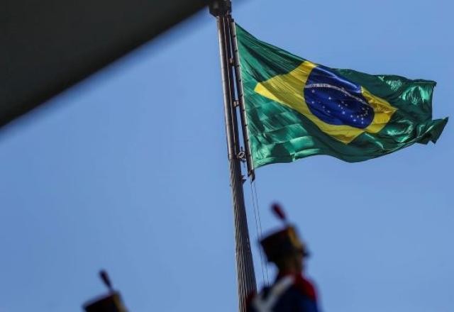 Imagem da noticia Com verde e amarelo, governo Lula quer 7 de Setembro para "união" do país