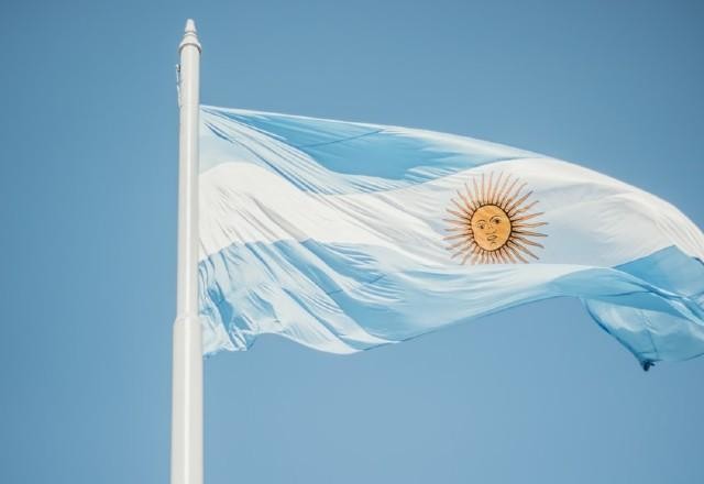 Imagem da noticia Argentina fecha acordo de dívida de US$ 45 bilhões com o FMI