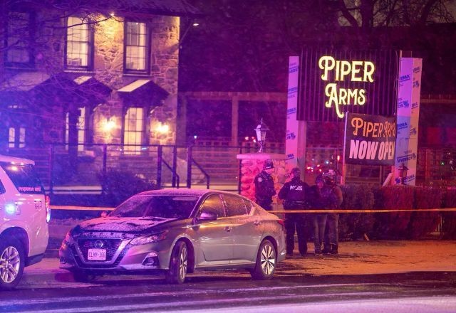 Imagem da noticia Trio armado ataca bar no Canadá e deixa 12 feridos