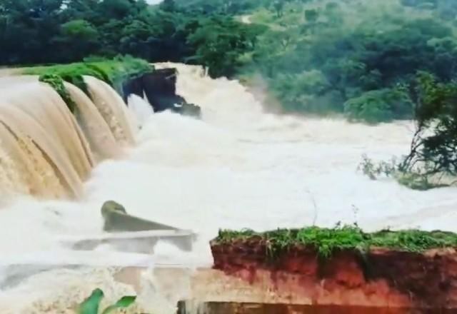 Imagem da noticia Três barragens estão em nível de emergência em Minas Gerais