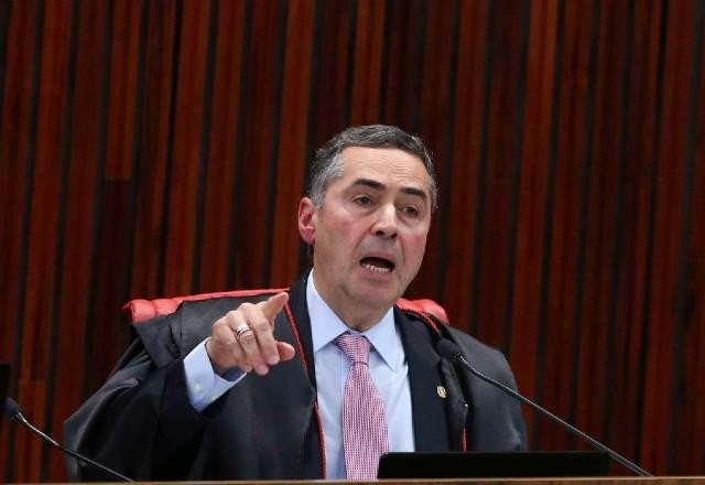 Imagem da noticia Barroso arquiva investigação de suposta interferência de Bolsonaro na Petrobras