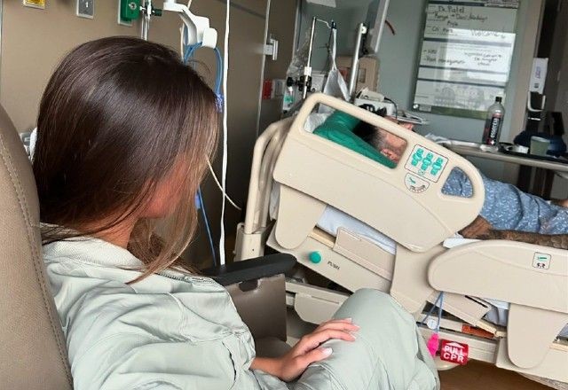 Imagem da noticia Ex-participante de reality é internado com sangramento no fígado e rim nos EUA