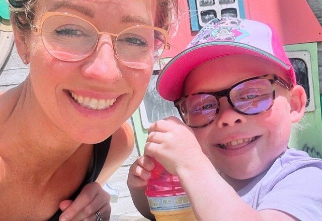 Morre Bella Brave, influencer com doenças raras, aos 10 anos