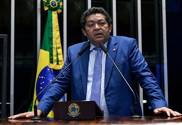 Beto Faro substitui Fabiano Contarato e é o novo líder do PT no Senado