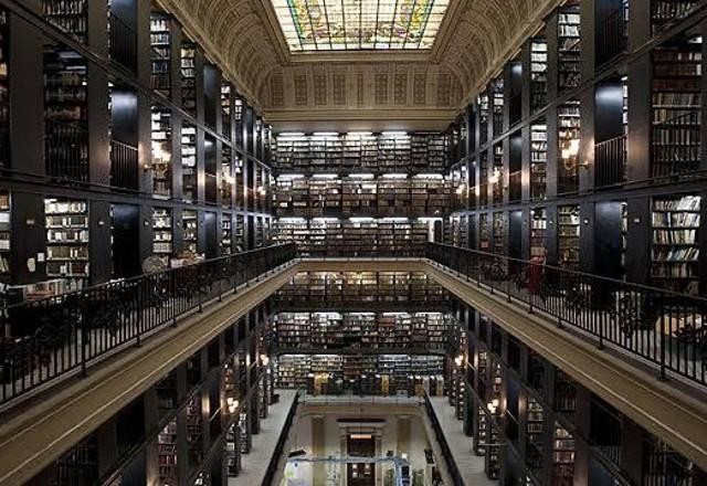 Imagem da noticia Biblioteca Nacional faz 212 anos como marco cultural do Brasil