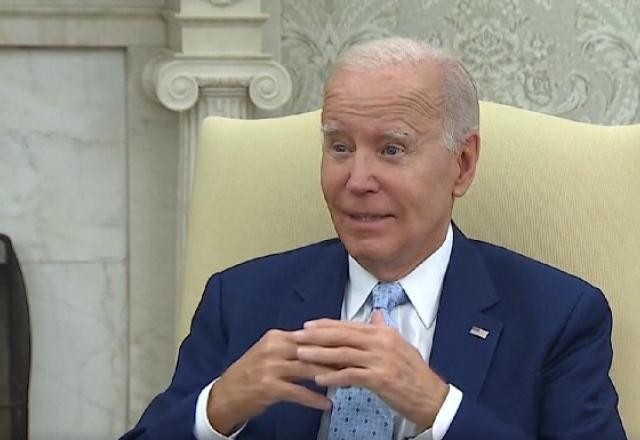 "The New York Times", "Wall Street Journal" e "The Economist" pedem que Biden desista de candidatura