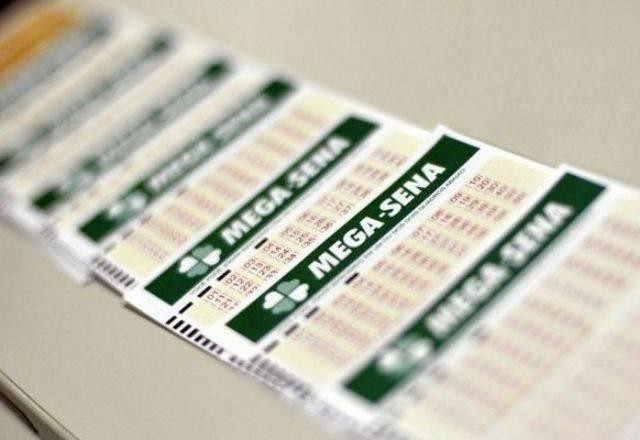 Imagem da noticia Mega-Sena pode pagar R$ 37 milhões neste sábado