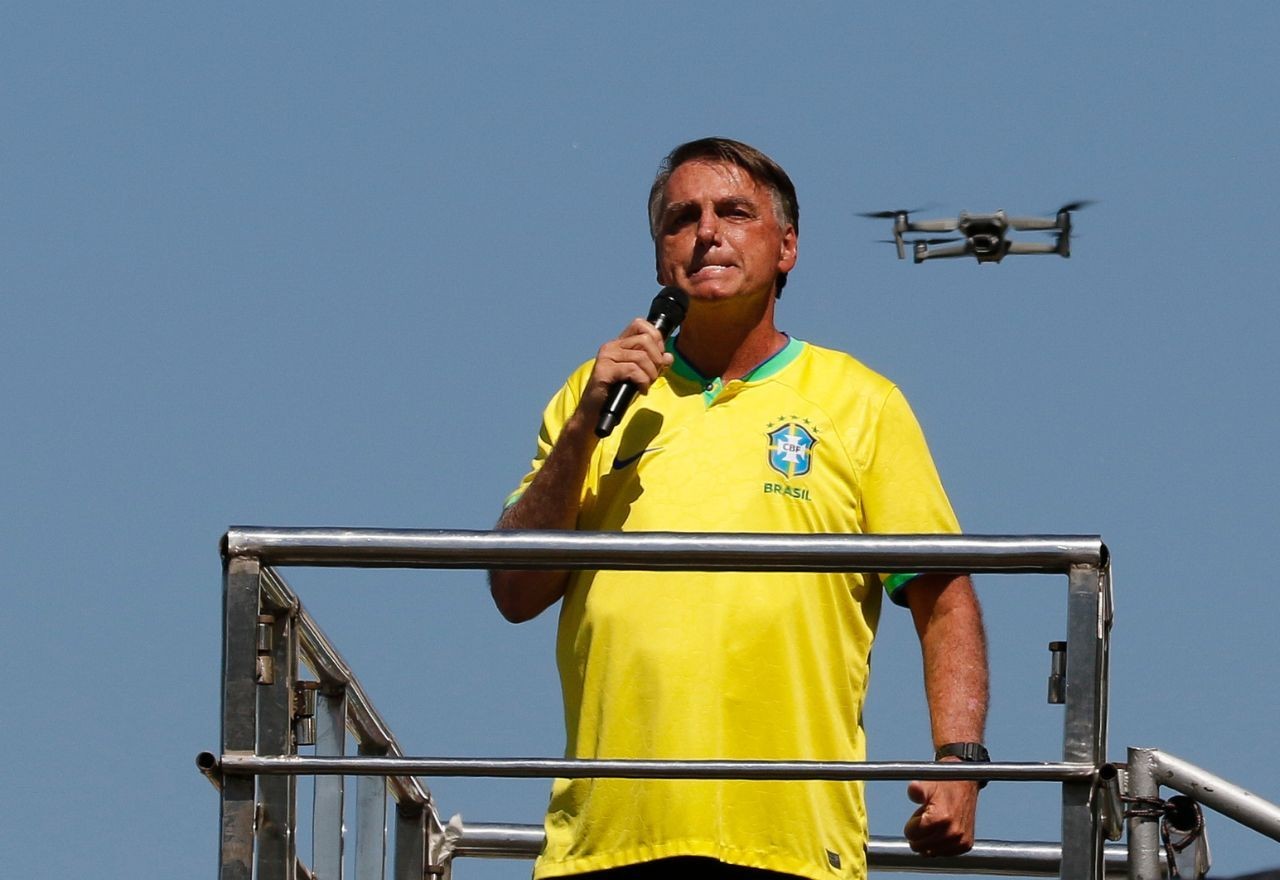 Imagem da noticia Futuro de Bolsonaro está nas mãos do STF; veja análise